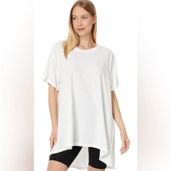 NWT FREE PEOPLE FP Movement Leg Day Tee White Medium - Picture 2 of 11
